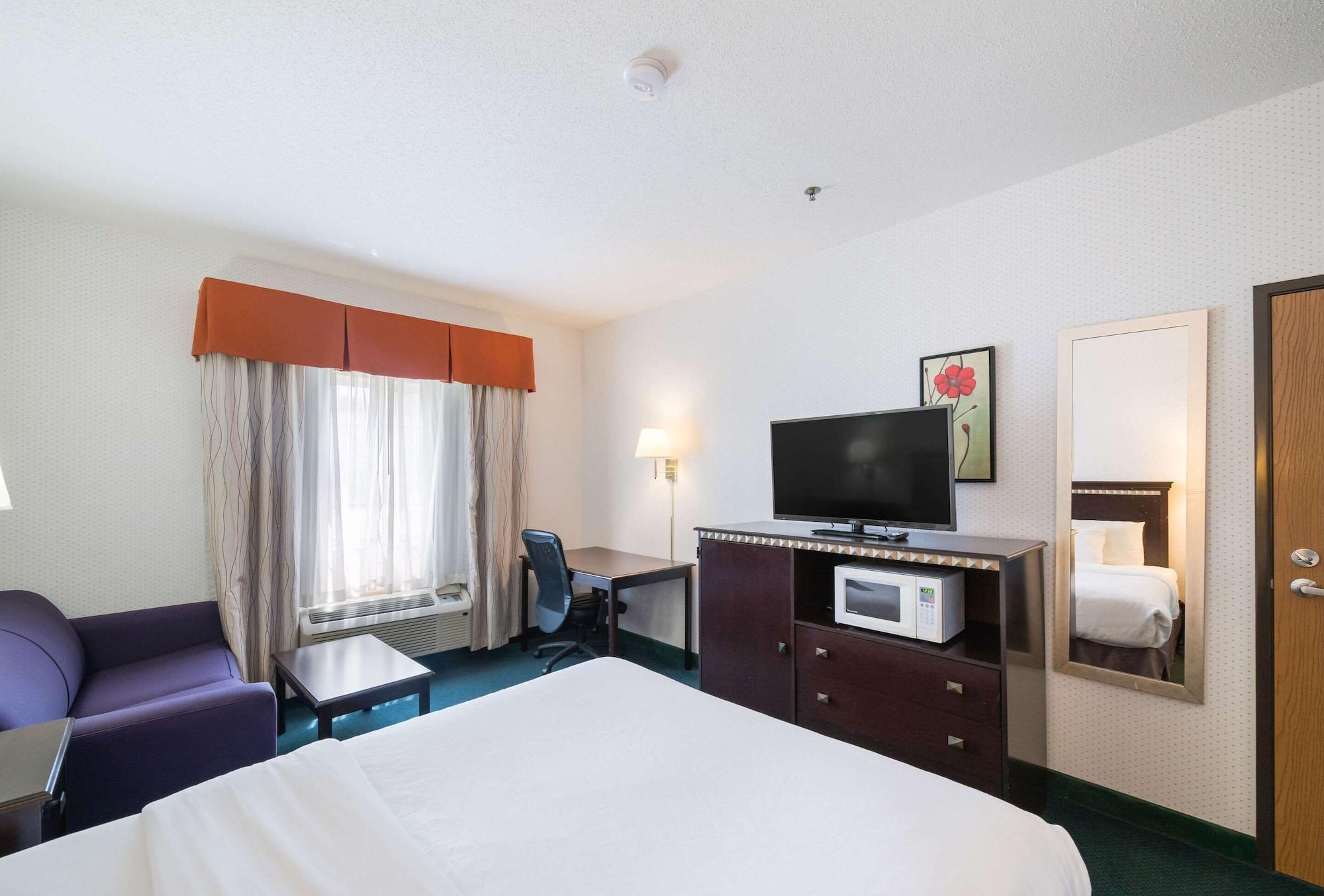 Rodeway Inn Urbana Champaign University Area Ngoại thất bức ảnh