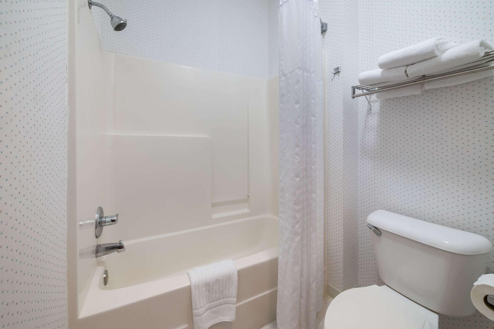 Rodeway Inn Urbana Champaign University Area Ngoại thất bức ảnh