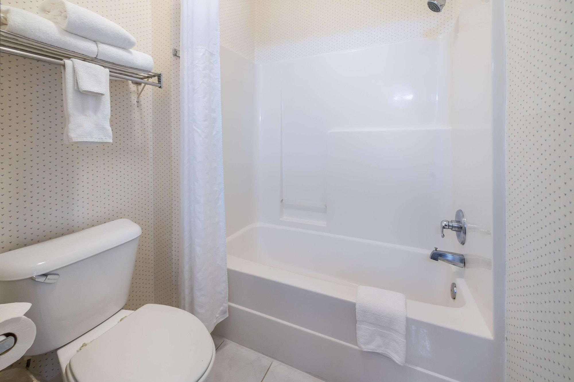 Rodeway Inn Urbana Champaign University Area Ngoại thất bức ảnh